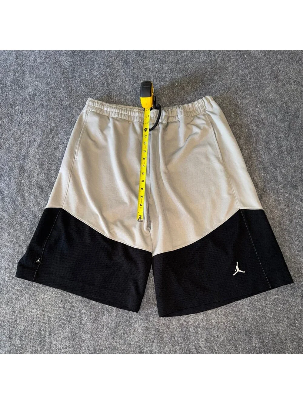 Nike Air Jordan Black/White Baggy Hoop Shorts Mens LG Vtg y2k 90s Rare